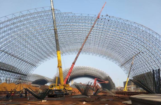 大石桥浅析质料场封闭本领的特点以及利用类型